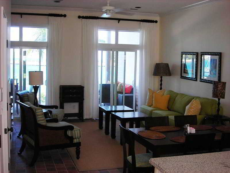 Cape Eleuthera Resort & Marina Freetown Exteriör bild